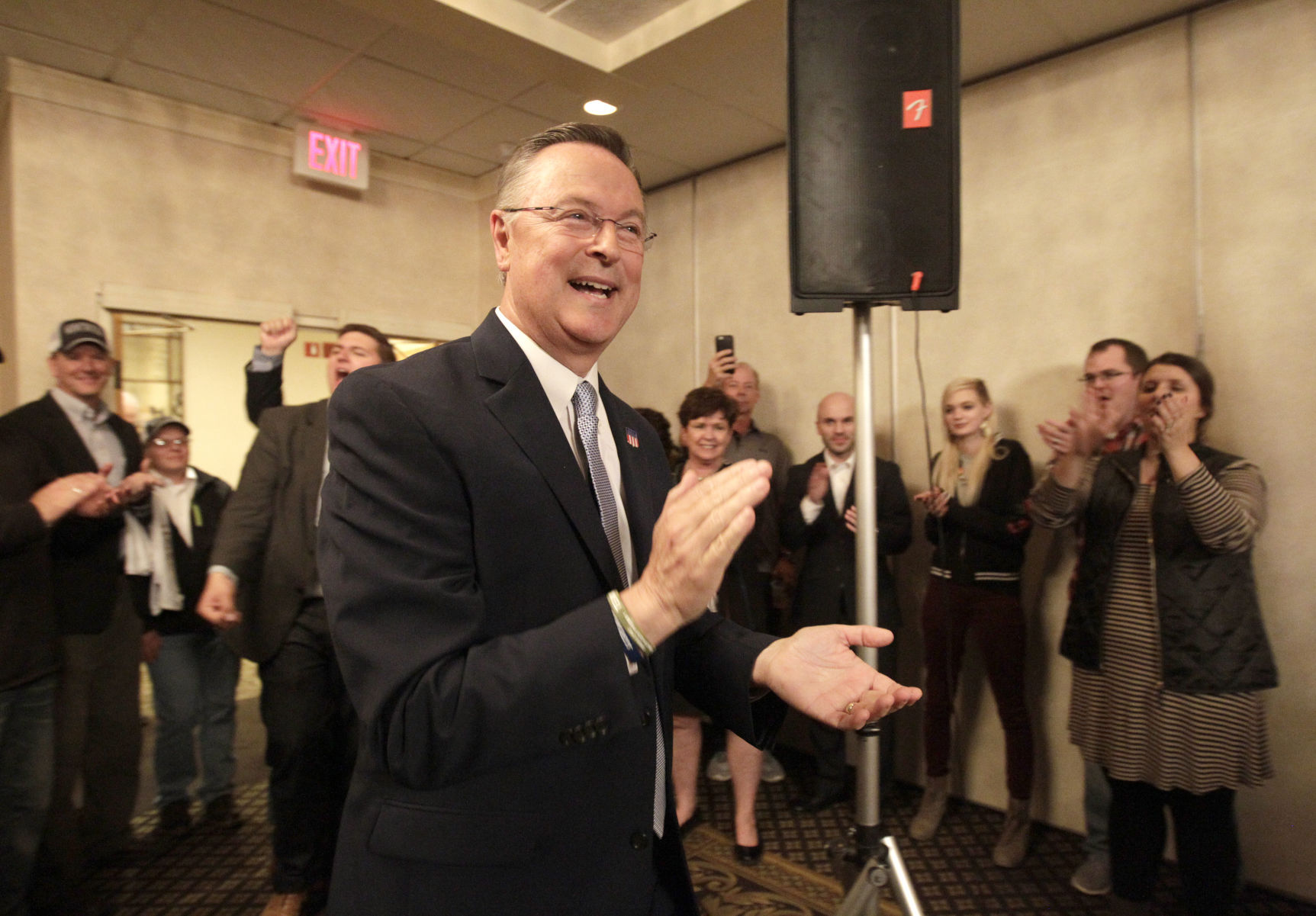 110816tsr-blum-reelect-03